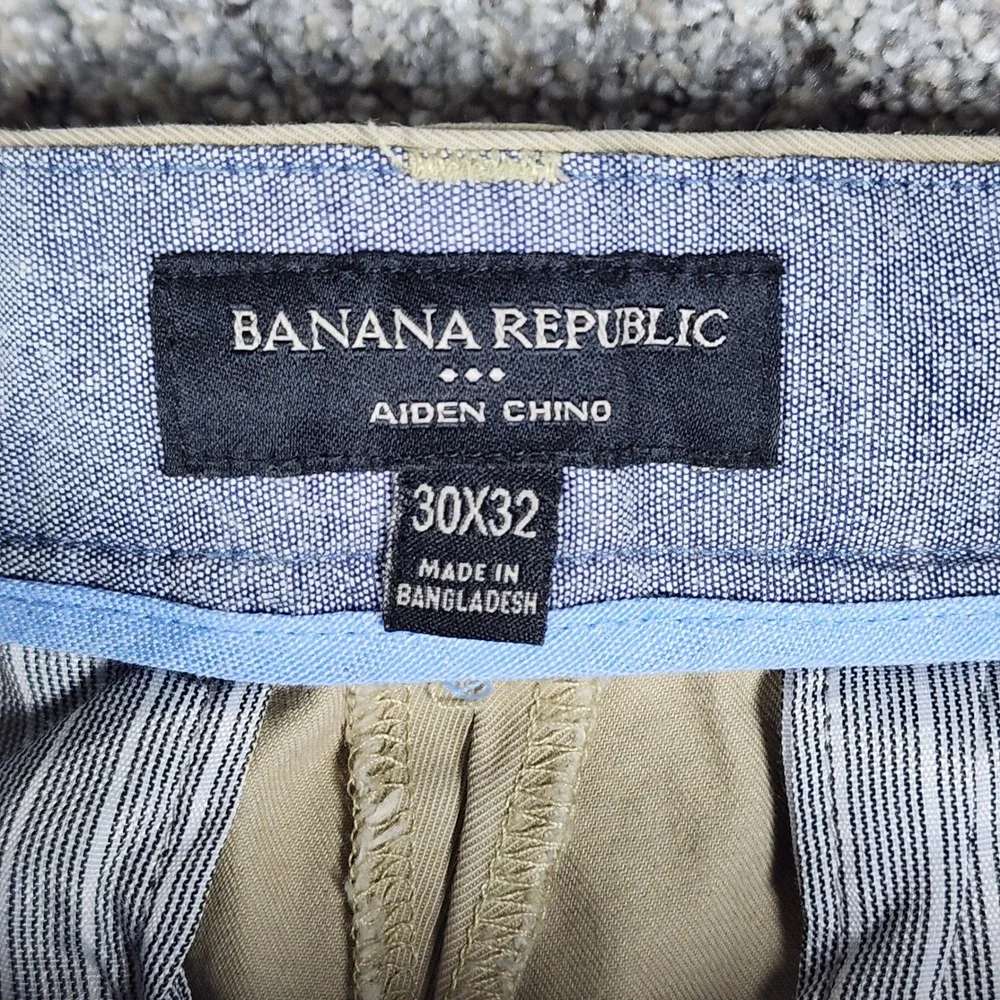 Banana Republic Aiden Chino Pants Mens 30x32 Tan Khaki Slim Fit Cotton Good